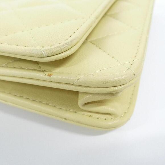 CHANEL Authentic Yellow Wallet - Picture 3 of 8